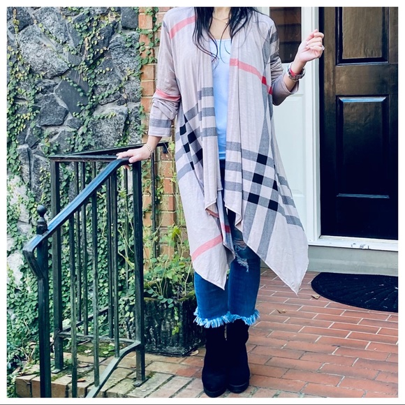 ✨LAST ONE✨Designer Plaid chic open draped cardigan - Picture 3 of 12